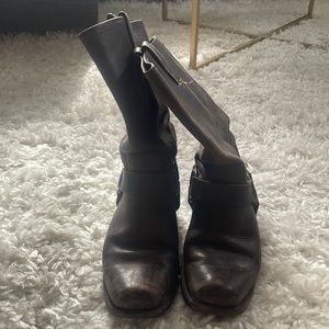Authentic Frye Women’s Harness Boot with Square Toe